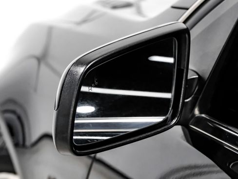 Used 2017 Chevrolet SS image 55