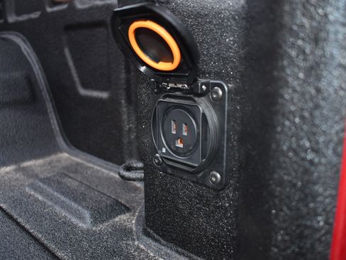 New 2026 GMC Sierra 1500 SLT w/ SLT Premium Plus Package image 10