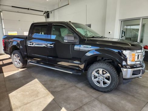 Used 2018 Ford F150 XLT w/ Equipment Group 302A Luxury image 2