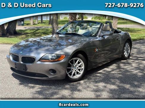 Used 2004 BMW Z4 2.5i RWD image 1