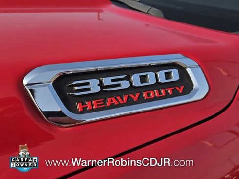 Used 2024 RAM 3500 Tradesman w/ Chrome Appearance Group AWD/4WD image 17