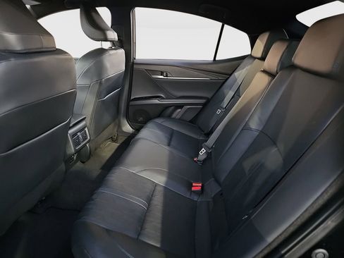 Used 2025 Toyota Camry XSE image 19