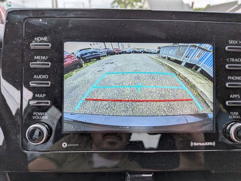Used 2021 Toyota Camry LE FWD image 46