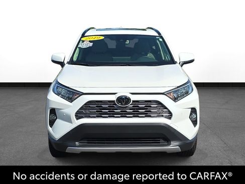Used 2019 Toyota RAV4 Limited AWD/4WD image 2