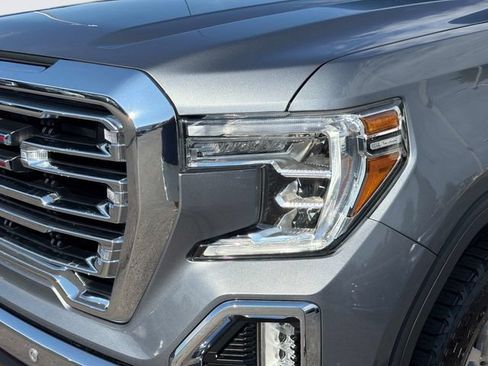 Used 2021 GMC Sierra 1500 SLT w/ SLT Premium Plus Package AWD/4WD image 9