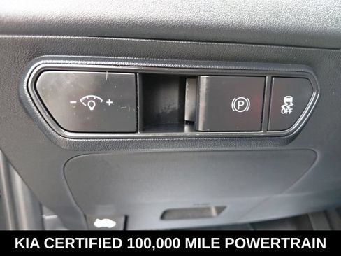 Certified 2025 Kia K4 FWD image 18