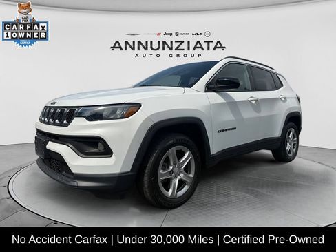 Used 2023 Jeep Compass Latitude AWD/4WD image 1