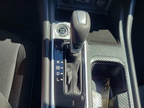 Used 2025 Nissan Sentra SV FWD image 31