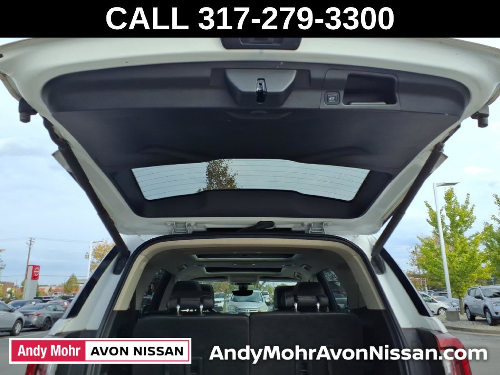 Used 2021 GMC Acadia Denali w/ Denali Technology Package FWD image 10