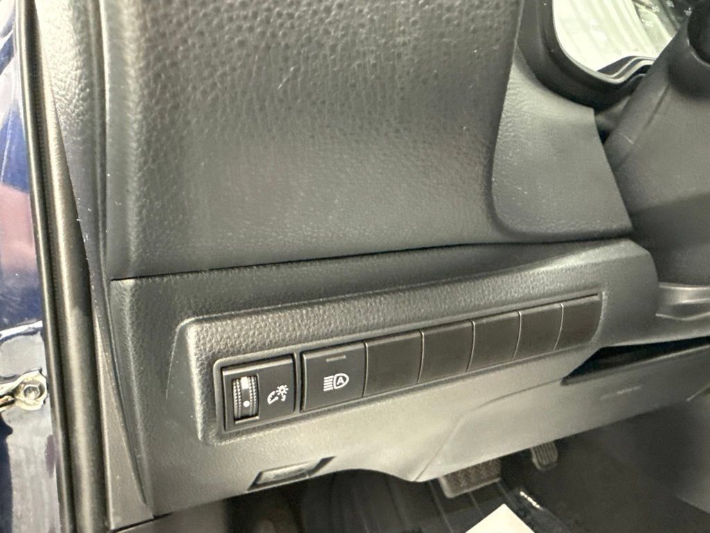 Used 2024 Toyota Corolla LE FWD image 23