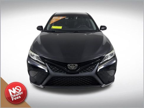 Used 2020 Toyota Camry SE image 9