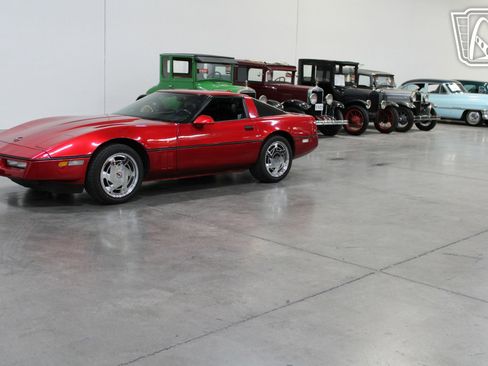 Used 1989 Chevrolet Corvette Coupe image 5