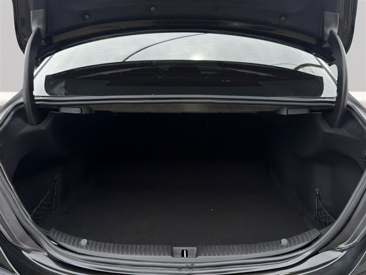 Used 2015 Mercedes-Benz C 300 4MATIC Sedan image 30