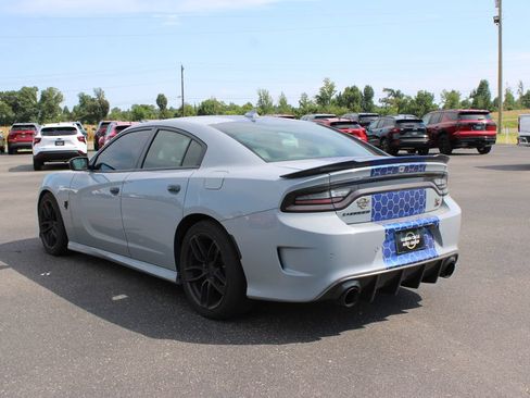 Used 2022 Dodge Charger Scat Pack w/ Plus Group RWD image 7