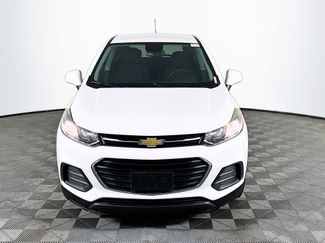 Used 2021 Chevrolet Trax LS w/ Tint and Cruise Package FWD video 2