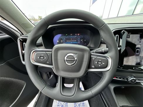 New 2026 Volvo XC40 B5 Plus w/ Protection Package Premier image 18