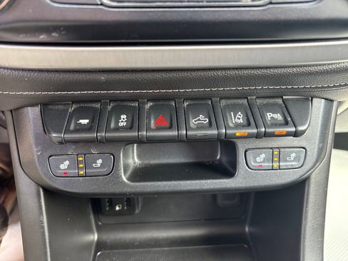Used 2019 GMC Canyon SLE w/ Driver Alert Package AWD/4WD image 37