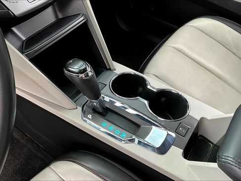 Used 2016 Chevrolet Equinox LTZ w/ Enhanced Convenience Package image 15