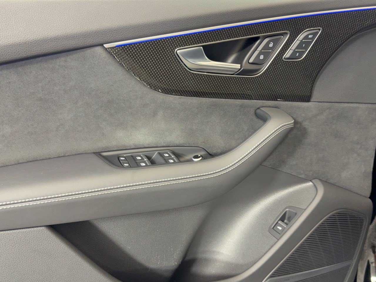 Used 2023 Audi SQ7 Prestige w/ Prestige Package AWD/4WD image 14