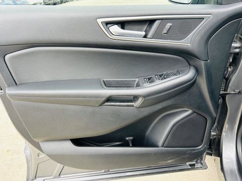 Used 2024 Ford Edge SEL image 11