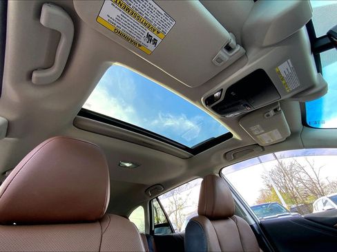 Used 2021 Subaru Outback Touring XT image 12