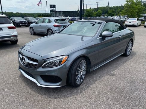 Used 2018 Mercedes-Benz C 300 Cabriolet image 2