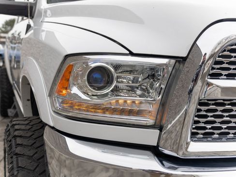 Used 2014 RAM 2500 Laramie image 25