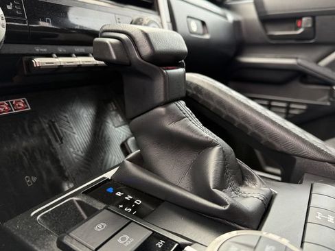 Certified 2025 Toyota 4Runner 4WD image 19