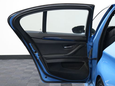 Used 2013 BMW M5 image 27