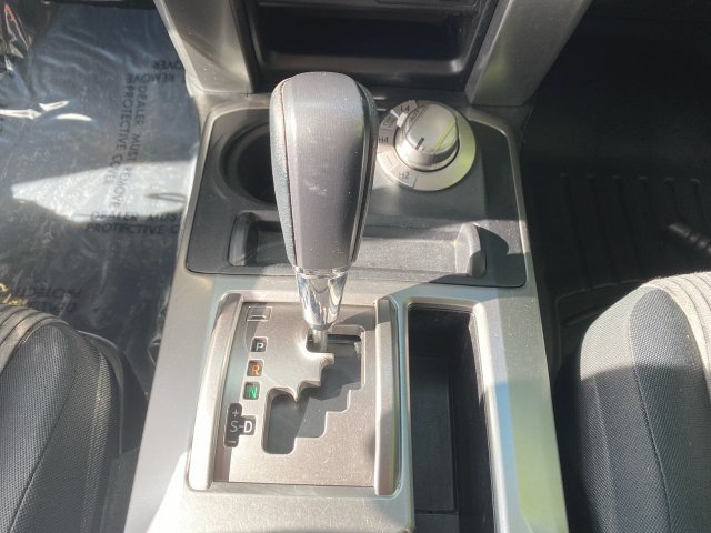 Used 2016 Toyota 4Runner SR5 AWD/4WD image 20