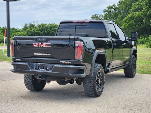 Used 2024 GMC Sierra 2500 AT4X AWD/4WD image 7