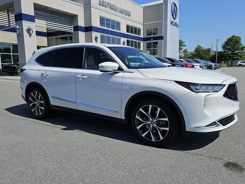 Certified 2023 Acura MDX FWD w/ Technology Package image 2