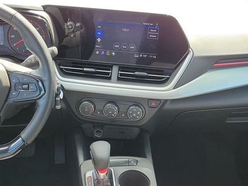 Used 2024 Chevrolet Trax RS w/ Driver Confidence Package FWD image 19