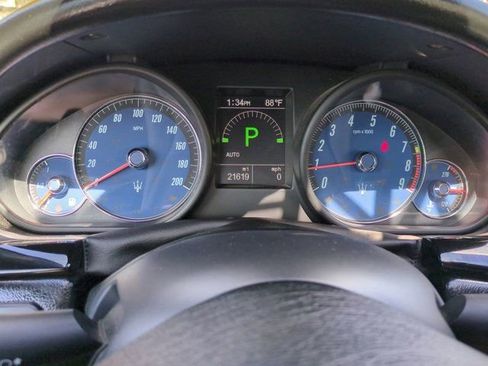 Used 2015 Maserati GranTurismo Sport image 22