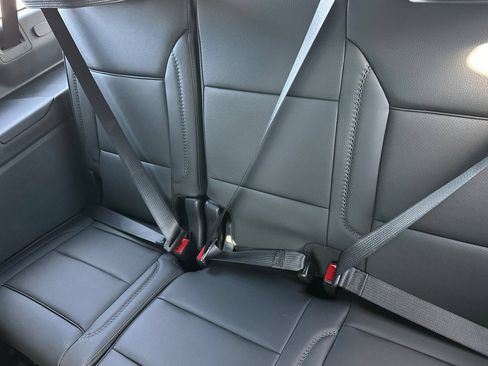 Used 2026 GMC Yukon XL Denali w/ Sun & Power Step Package AWD/4WD image 17