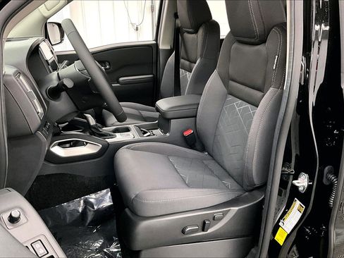 New 2026 Nissan Frontier SV w/ All-Weather Content Package AWD/4WD image 10