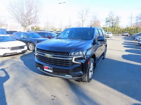Used 2022 Chevrolet Tahoe LT w/ LT Signature Plus Package image 1