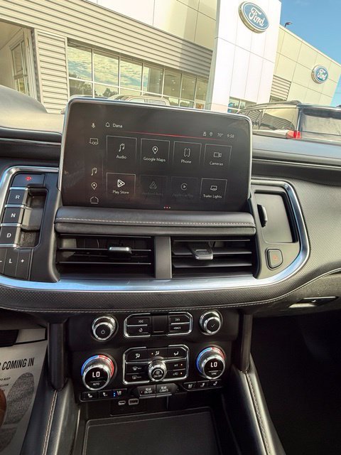 Used 2022 GMC Yukon AT4 w/ Technology Package AWD/4WD image 18