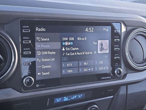 Used 2022 Toyota Tacoma TRD Off-Road image 19