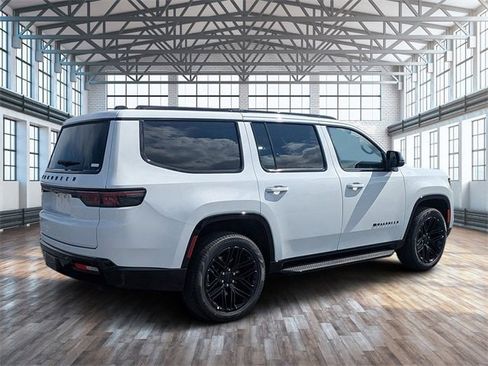 New 2025 Jeep Wagoneer Series II w/ Premium Group I image 4