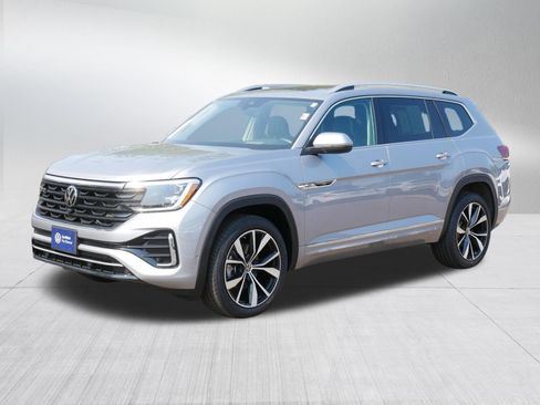 Certified 2026 Volkswagen Atlas SEL Premium R-Line AWD/4WD image 3