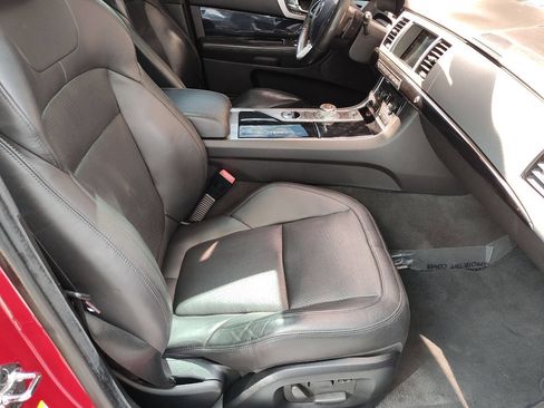 Used 2014 Jaguar XF 3.0 image 50