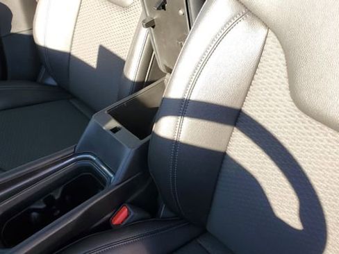 Certified 2024 Jeep Compass Latitude image 18