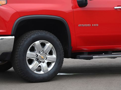 Used 2022 Chevrolet Silverado 2500 LTZ AWD/4WD image 30