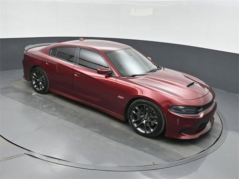 Used 2022 Dodge Charger Scat Pack w/ Navigation & Travel Group image 28
