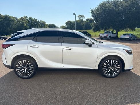 Used 2025 Lexus RX 350 Premium Plus w/ Convenience Package FWD image 16