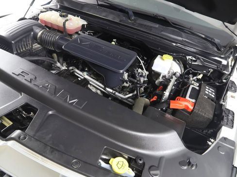 Used 2023 RAM 1500 Big Horn AWD/4WD image 17