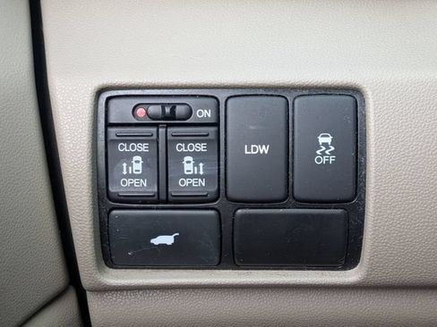 Used 2015 Honda Odyssey EX-L image 27