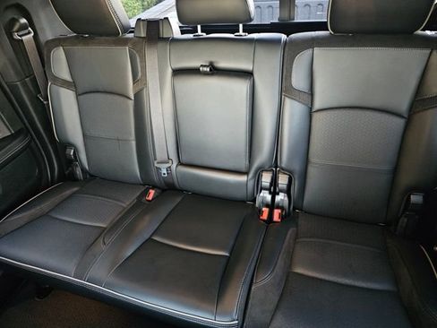 Used 2024 RAM 2500 Laramie w/ Night Edition image 19