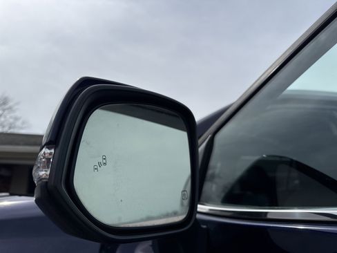 Used 2022 Toyota Highlander XLE image 15